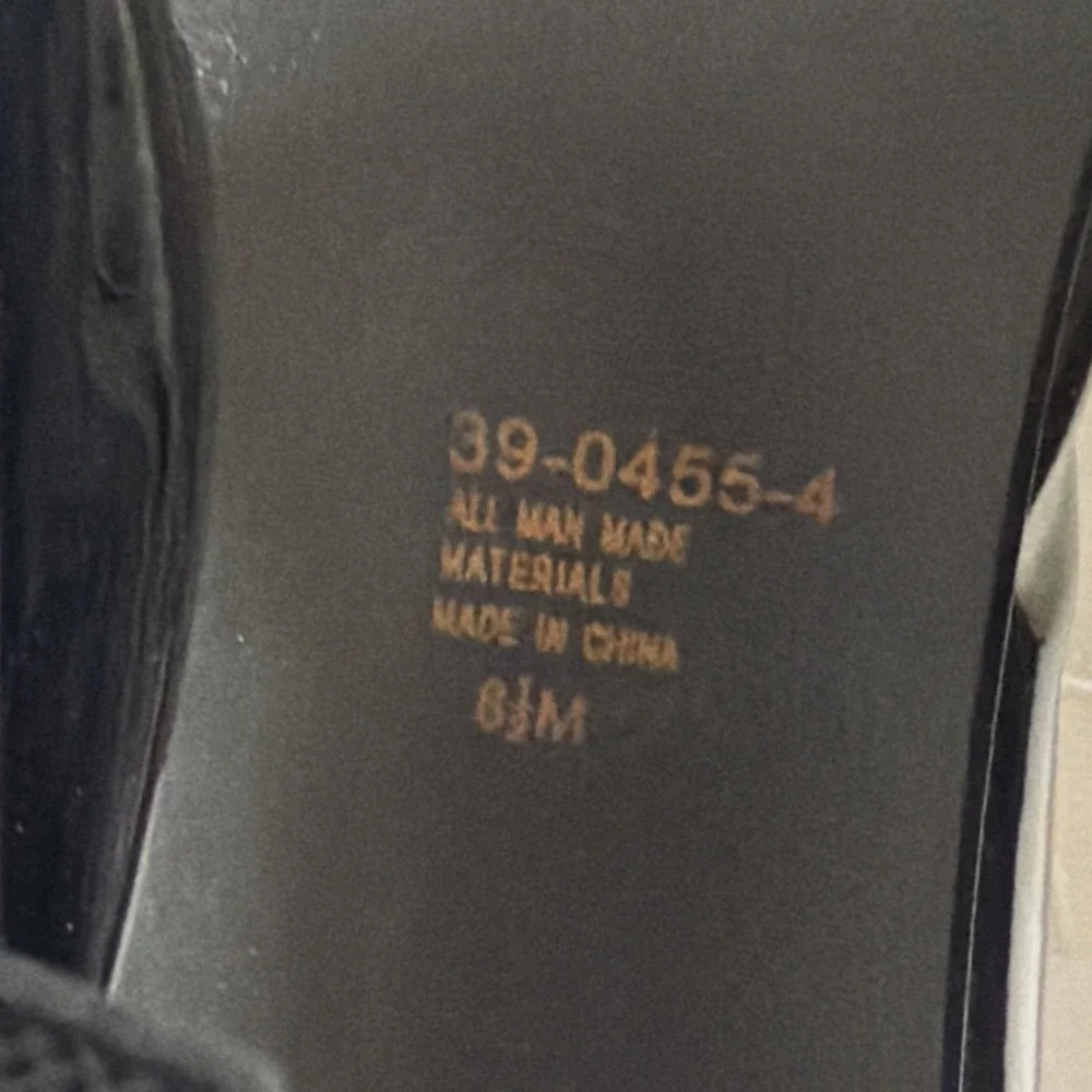 Chadwick's Women's Black Patent Leather Heels 8.5‎ M